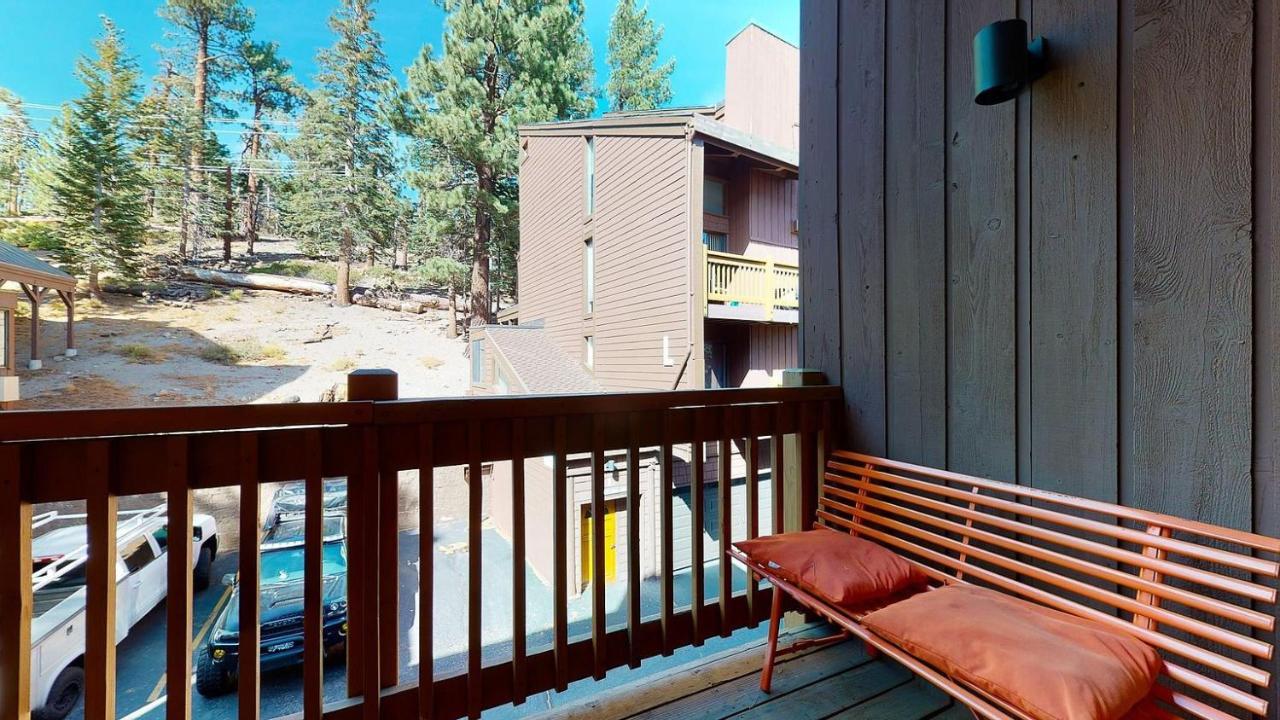 Walk To Canyon Lodge! Back! Modern Space *